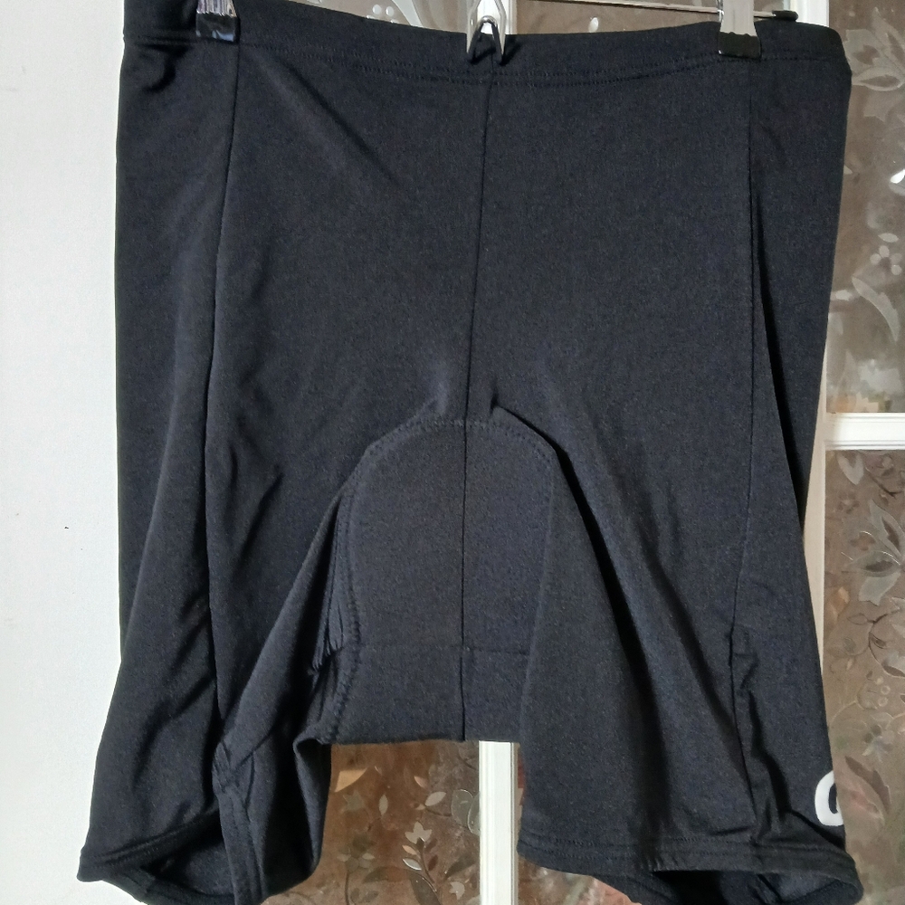 Quest XL Mens Cycling Padded Shorts Black Nylon Spandex New Size XL Smoke free